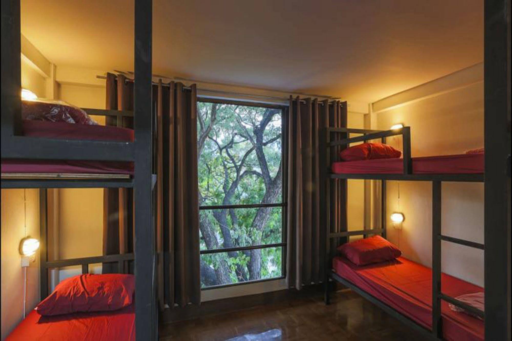 Cham Cha Hostel Chiang Mai Exterior photo