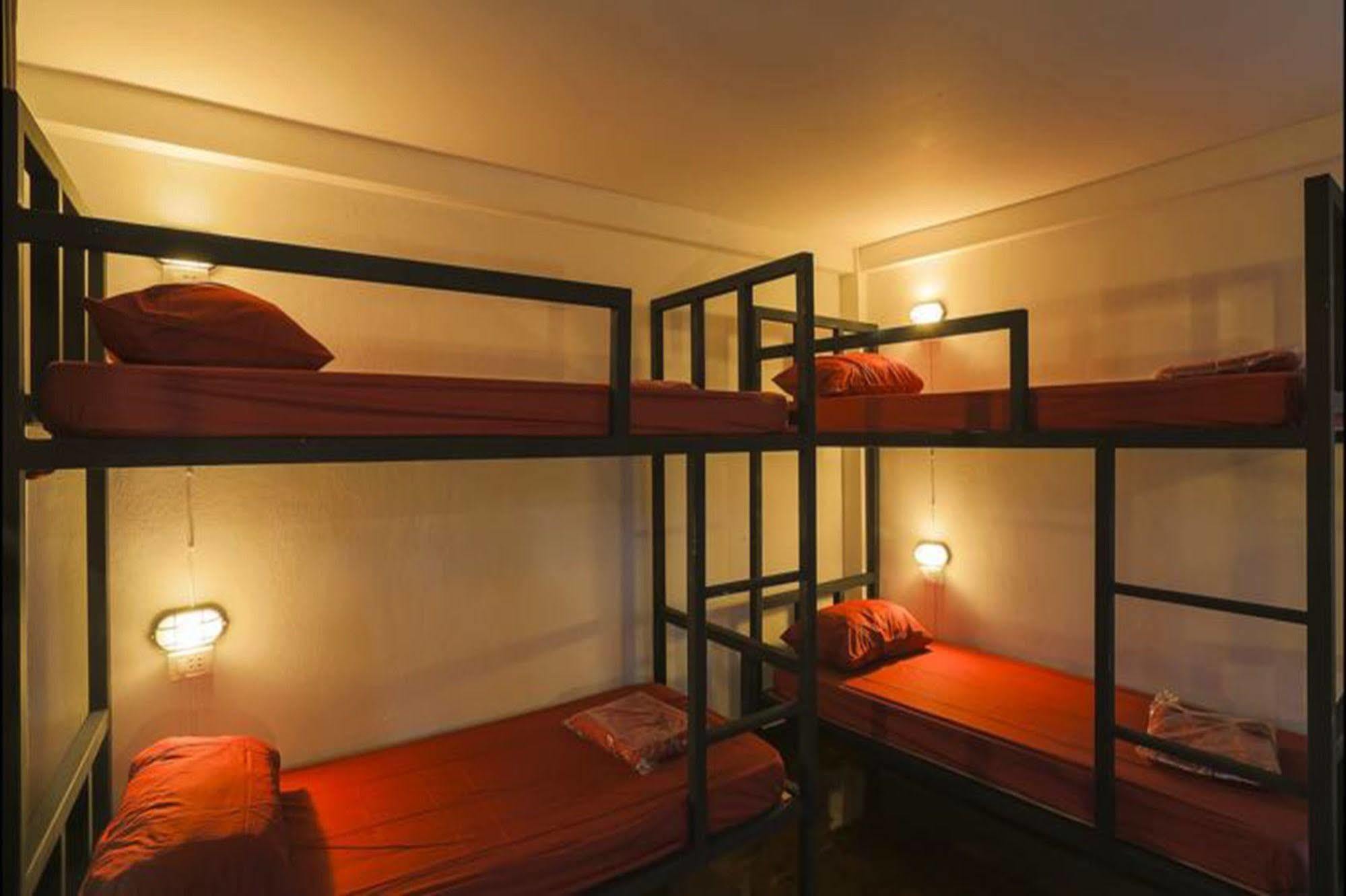 Cham Cha Hostel Chiang Mai Exterior photo